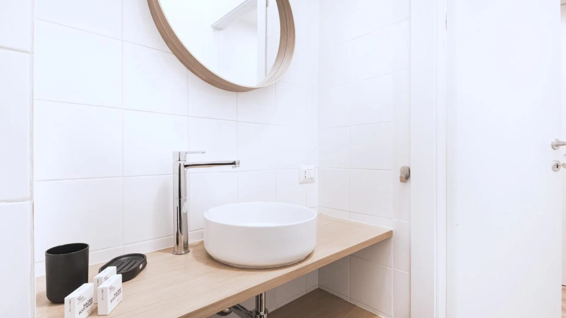 Easylife - Comodo Appartamento In Porta Venezia Milan 0*,  Italy